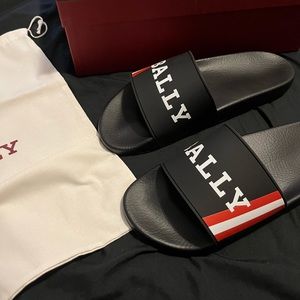 Bally Slides